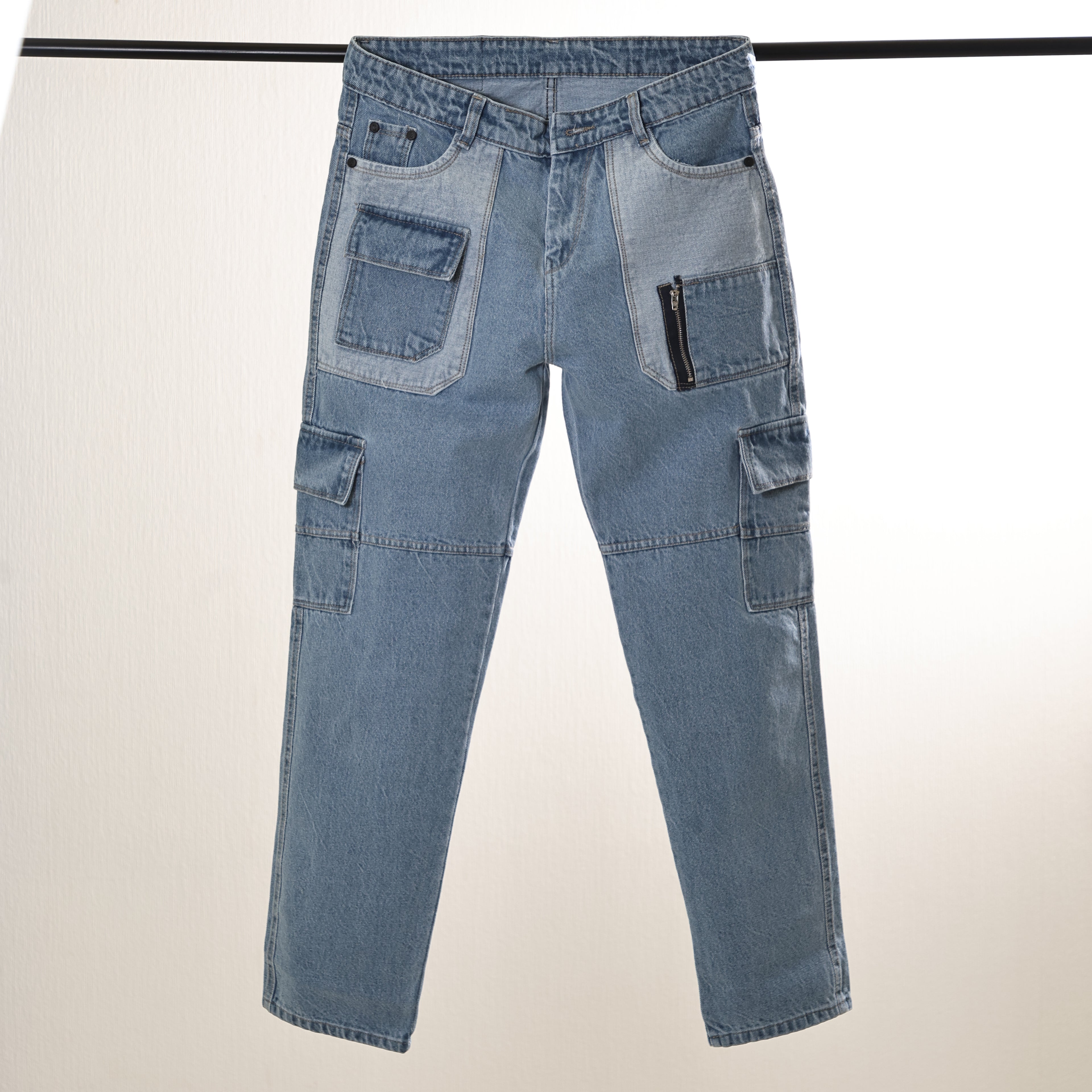 Special edition ( Light Blue cargo )